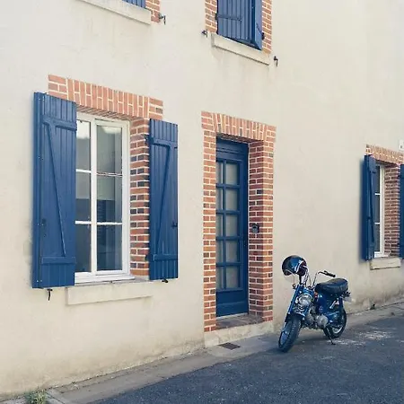 La Maison Bleue Villefranche-sur-Cher Exterior photo